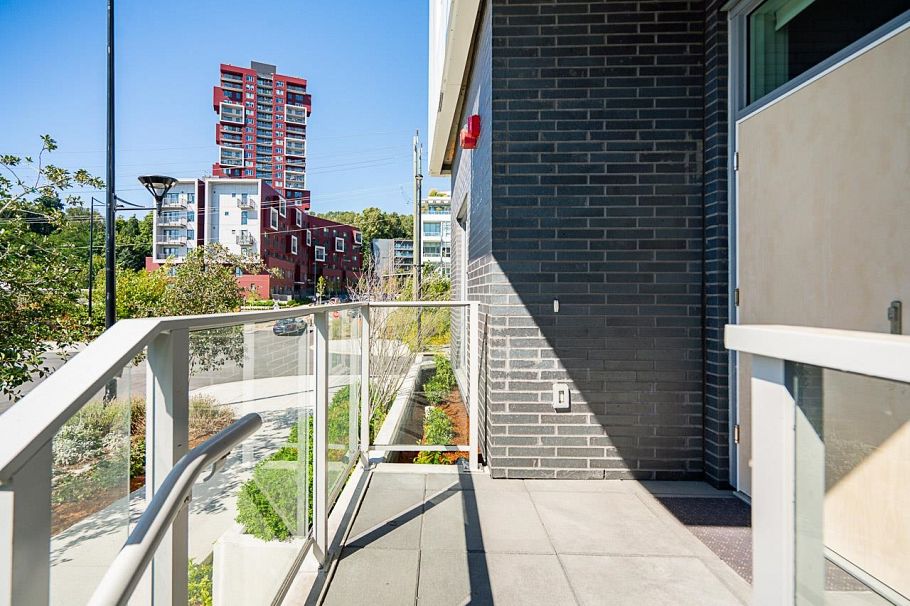 114 3430 E Kent Avenue South Vancouver, BC - 9