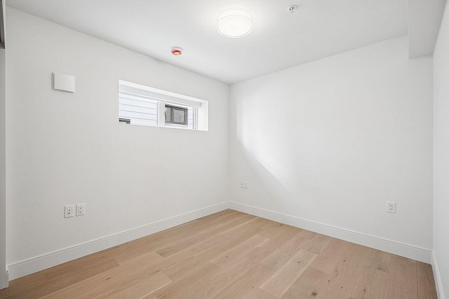 105 378 W 45th Avenue Vancouver, BC - 22