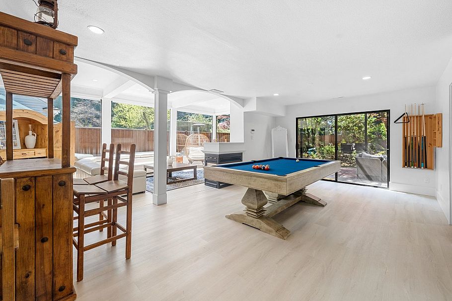 4869 Capilano Road North Vancouver, BC - 16