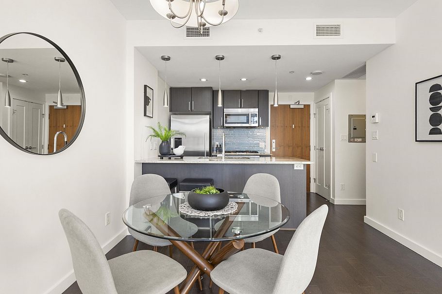 608 38 W 1st Avenue Vancouver, BC - 5