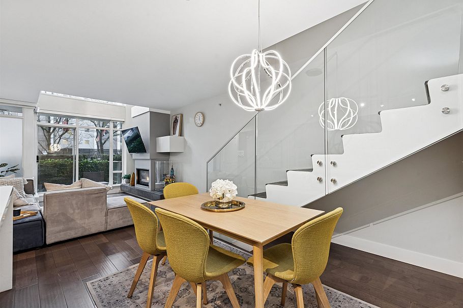 863 Richards Street Vancouver, BC - 3