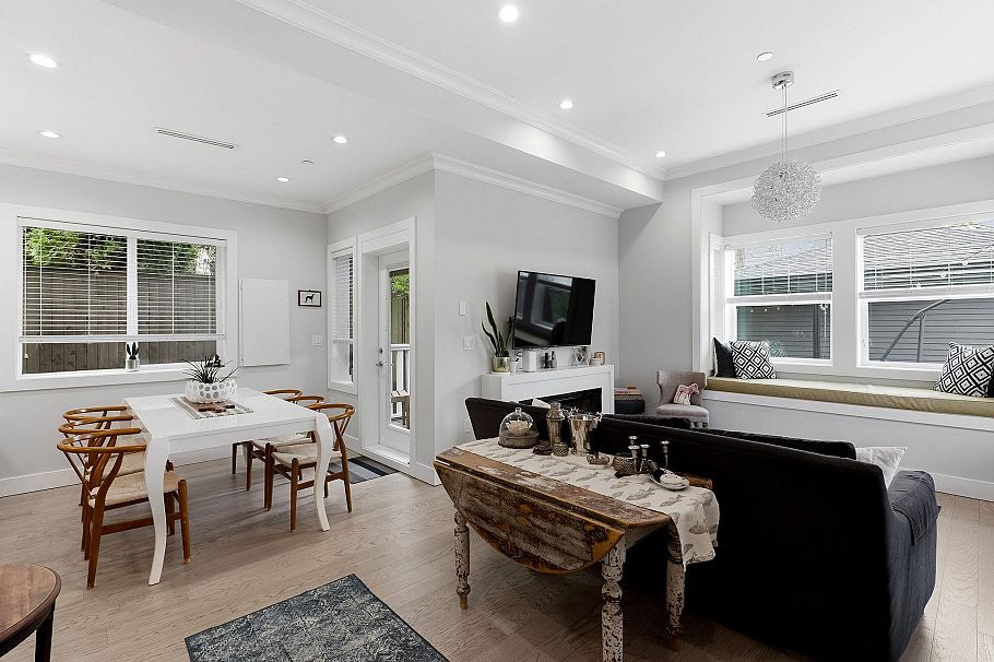 1371 E 13th Avenue Vancouver, BC - 7