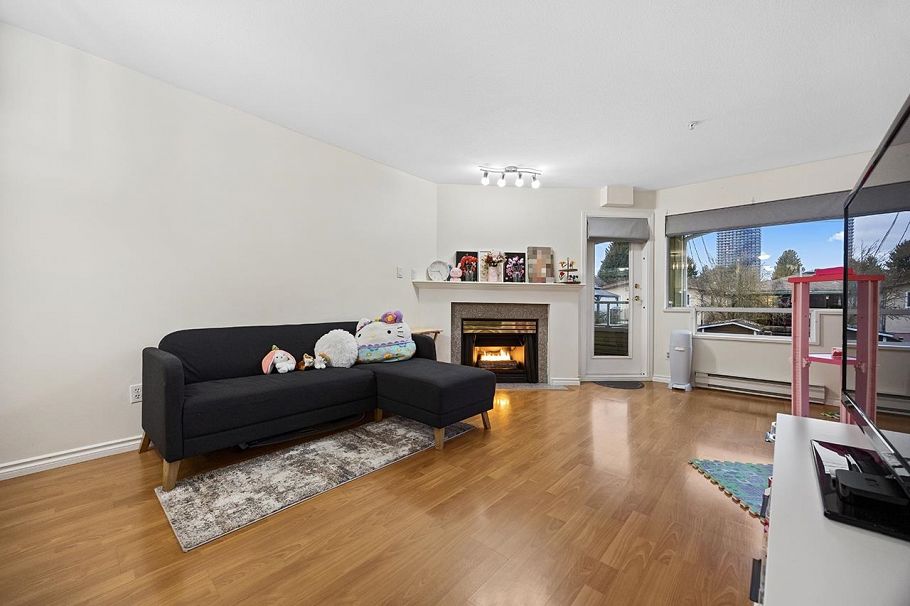 207 3628 Rae Avenue Vancouver, BC - 16