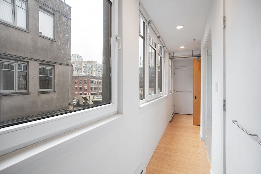 401 1072 Hamilton Street Vancouver, BC - 23