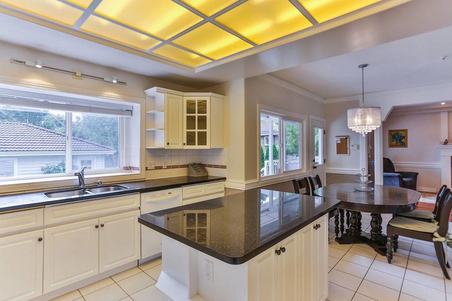 2868 W 36th Avenue Vancouver, BC - 7