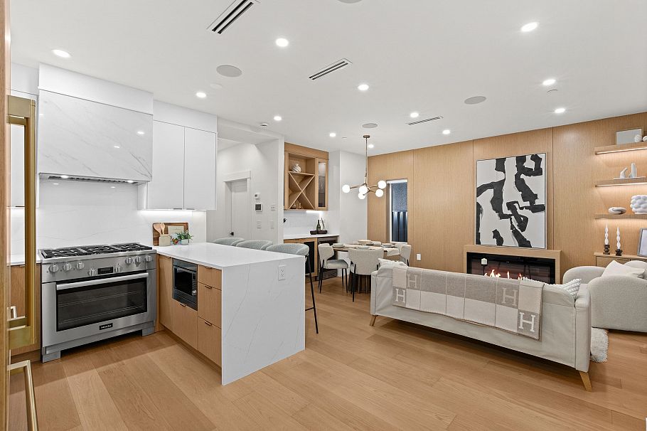 1 4549 W 11th Avenue Vancouver, BC - 14