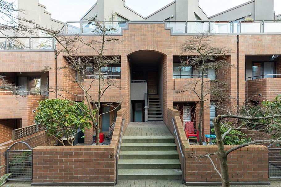 10 766 W 7th Avenue Vancouver, BC - 37