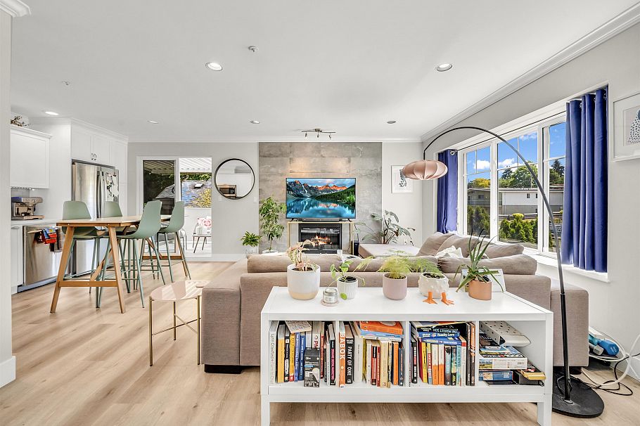 1089 E King Edward Avenue Vancouver, BC - 3