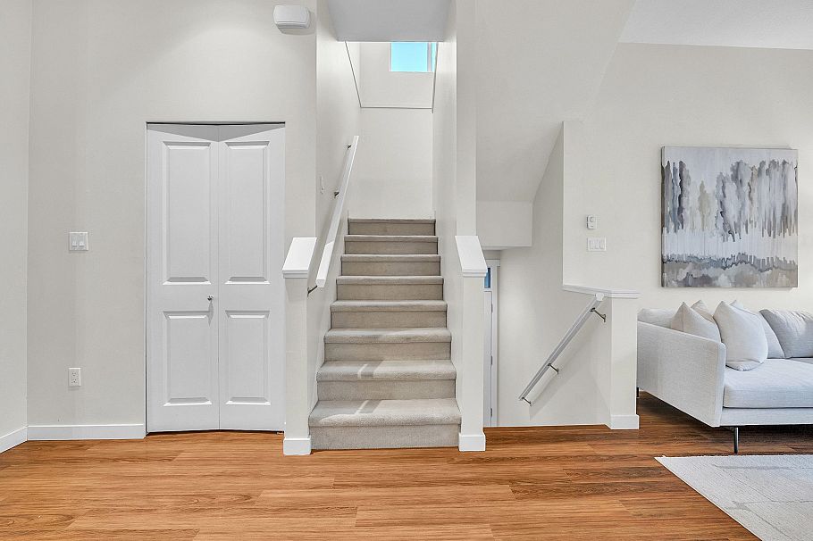 717 Premier Street North Vancouver, BC - 16