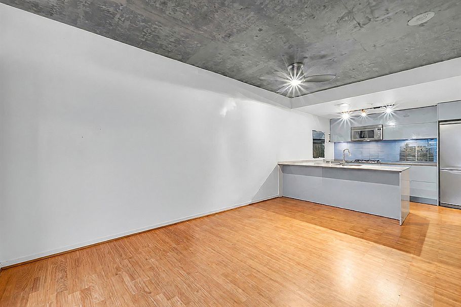 3605 128 W Cordova Street Vancouver, BC - 13