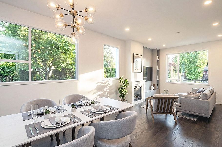 1 2242 E 39th Avenue Vancouver, BC - 2