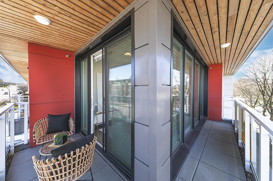 306 688 E 19th Avenue Vancouver, BC - 24