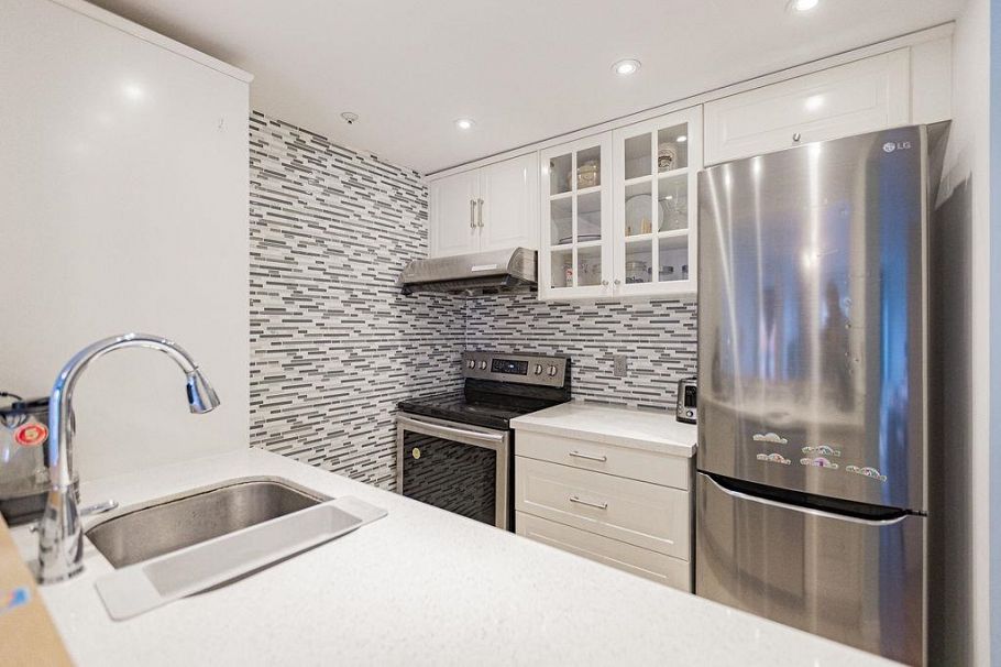 1702 811 Helmcken Street Vancouver, BC - 5