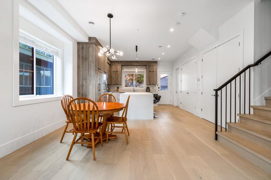 769 W 53rd Avenue Vancouver, BC - 9