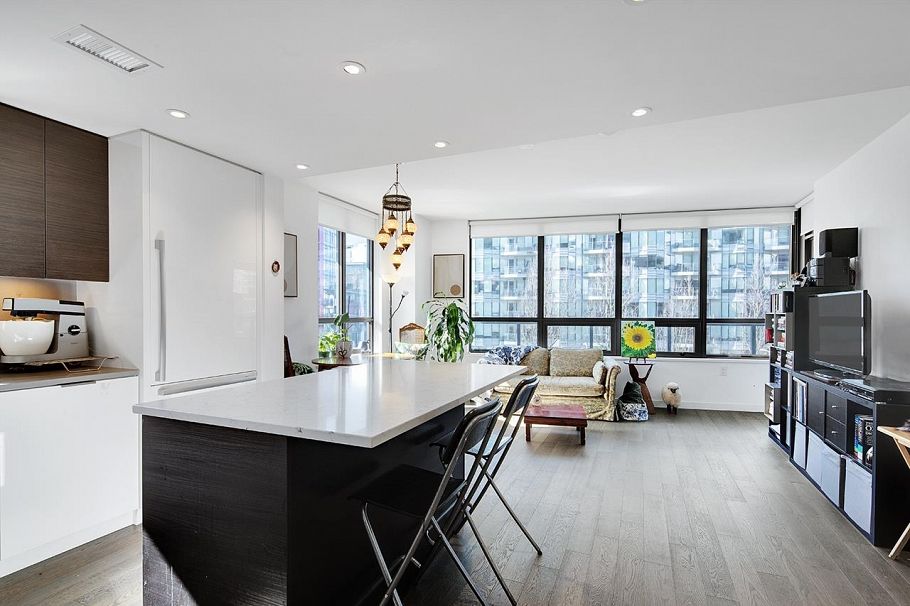 404 1688 Pullman Porter Street Vancouver, BC - 6