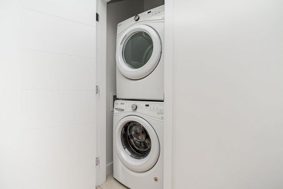 PH501 1295 Conifer Street North Vancouver, BC - 31