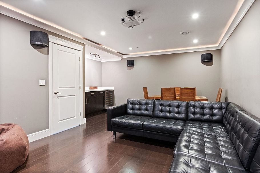 2798 W 19th Avenue Vancouver, BC - 28