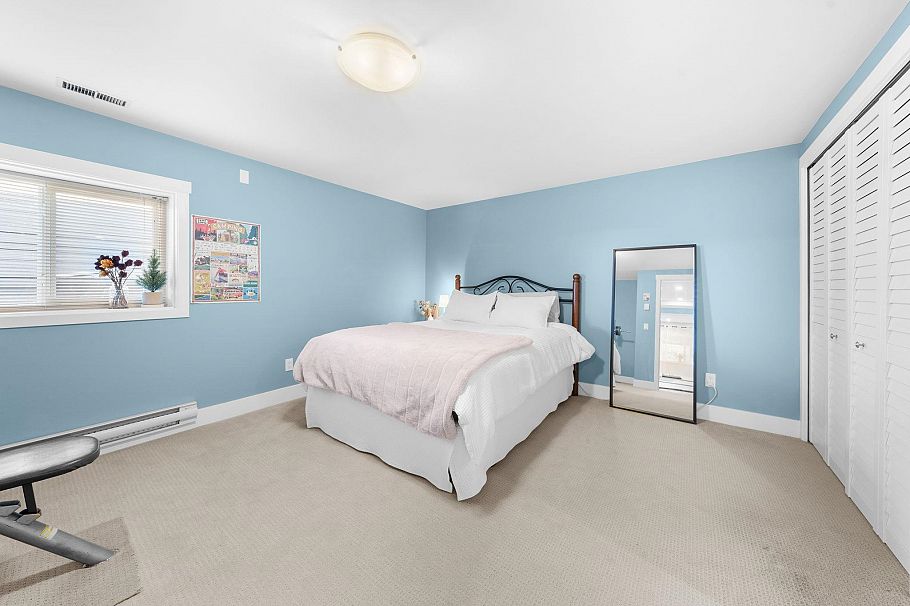 759 Winona Avenue North Vancouver, BC - 21