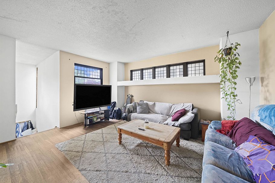 3550 W 1st Avenue Vancouver, BC - 30