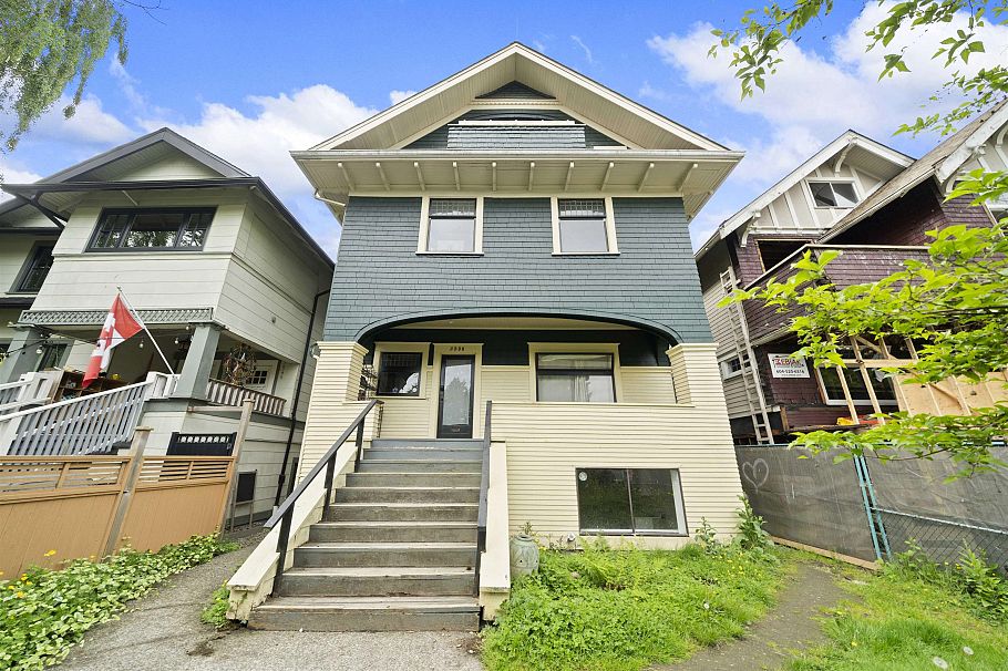 3550 W 1st Avenue Vancouver, BC - 1