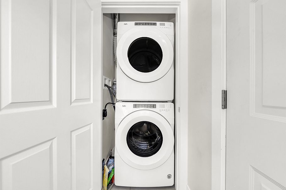 1089 E King Edward Avenue Vancouver, BC - 20