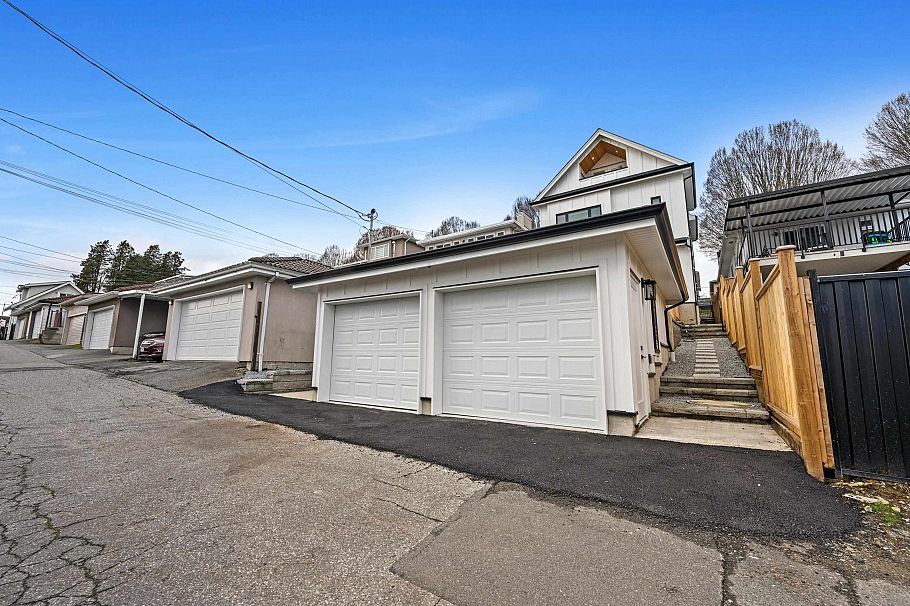 3156-1 E 8th Avenue Vancouver, BC - 24