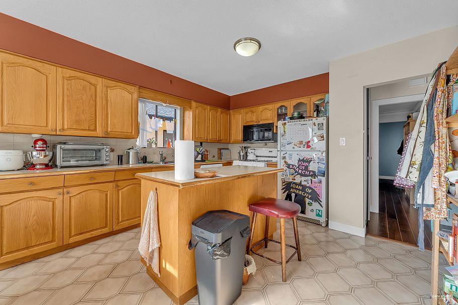 2576 Parker Street Vancouver, BC - 7