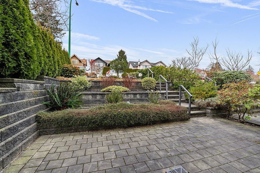 307 E 6th Street North Vancouver, BC - 6