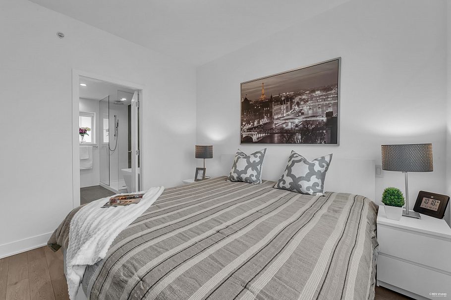 118 2070 Curling Road North Vancouver, BC - 25