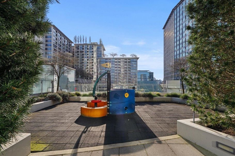 2902 1028 Barclay Street Vancouver, BC - 29