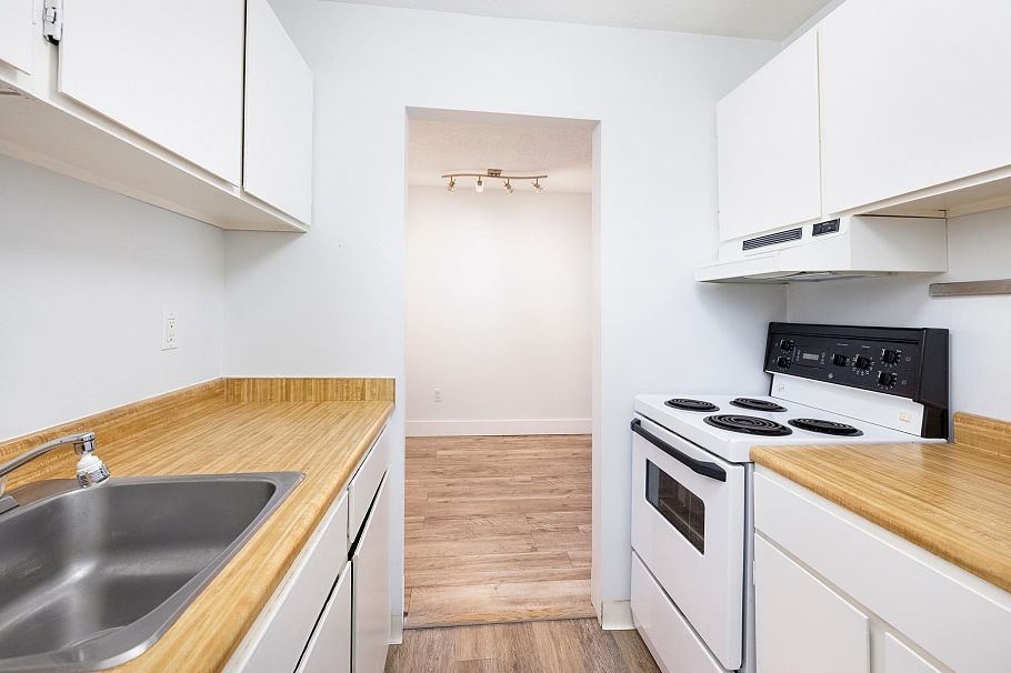 201 830 E 7th Avenue Vancouver, BC - 15