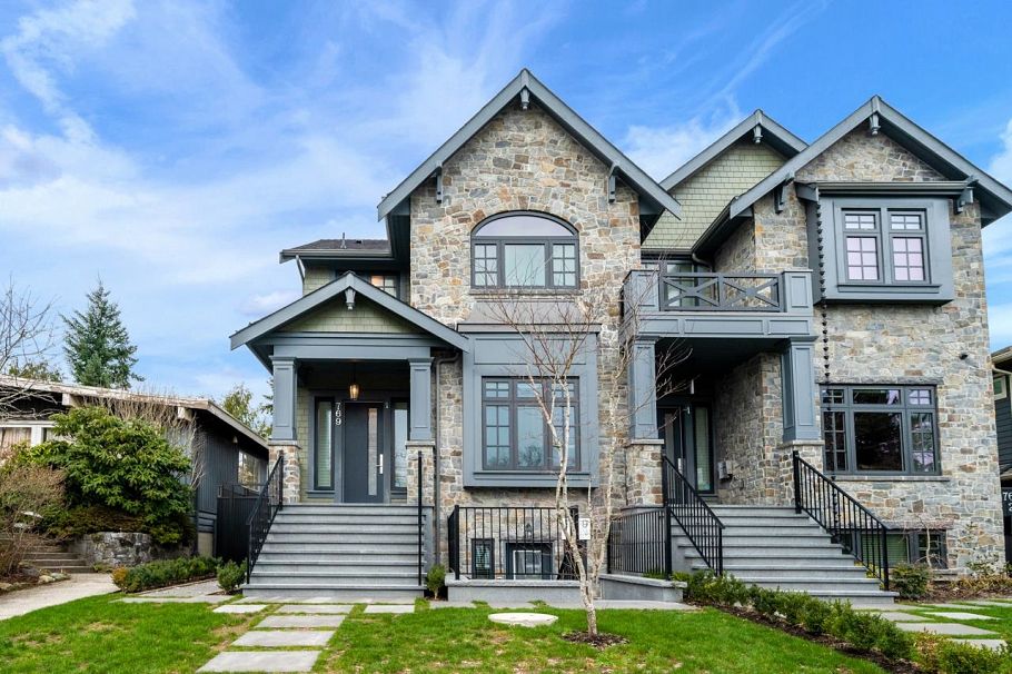 769 W 53rd Avenue Vancouver, BC - 1