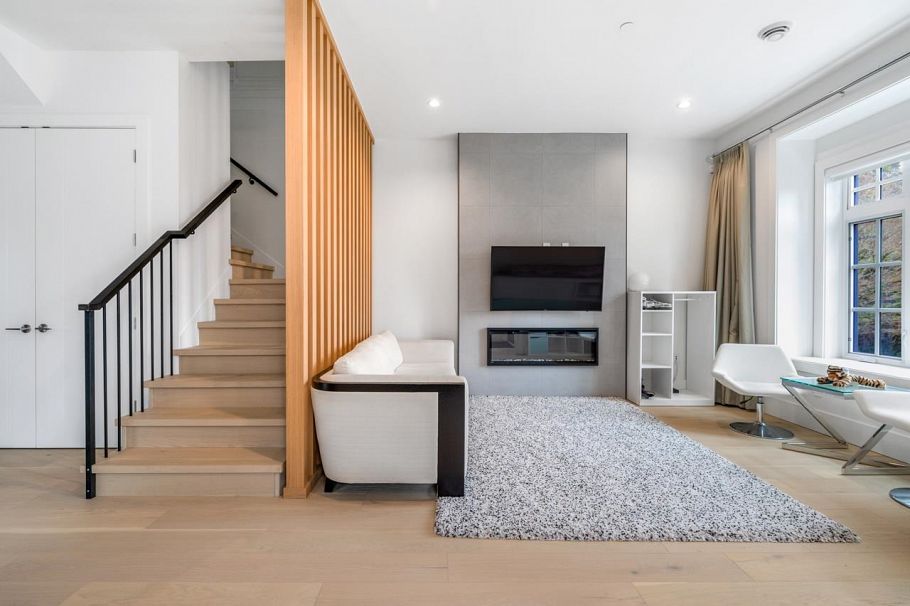 769 W 53rd Avenue Vancouver, BC - 8