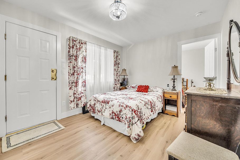 1089 E King Edward Avenue Vancouver, BC - 26