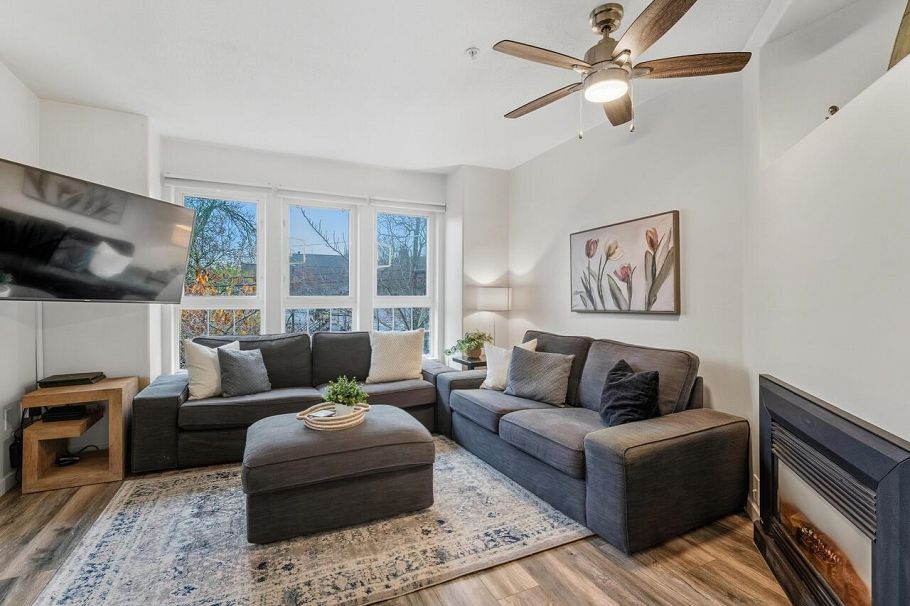 305 1915 E Georgia Street Vancouver, BC - 2