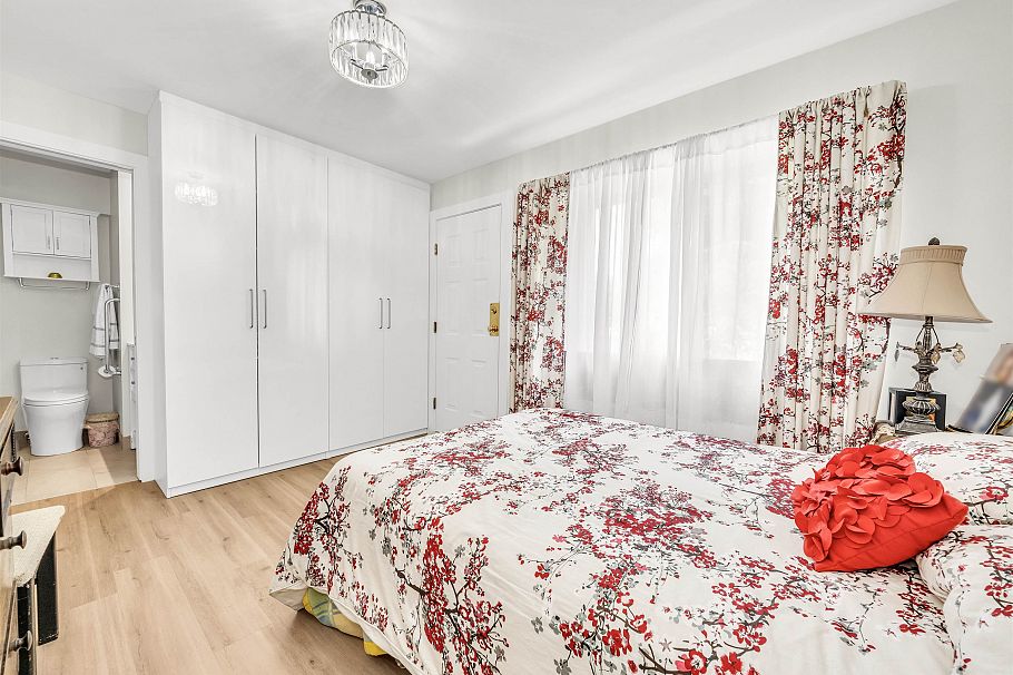 1089 E King Edward Avenue Vancouver, BC - 27