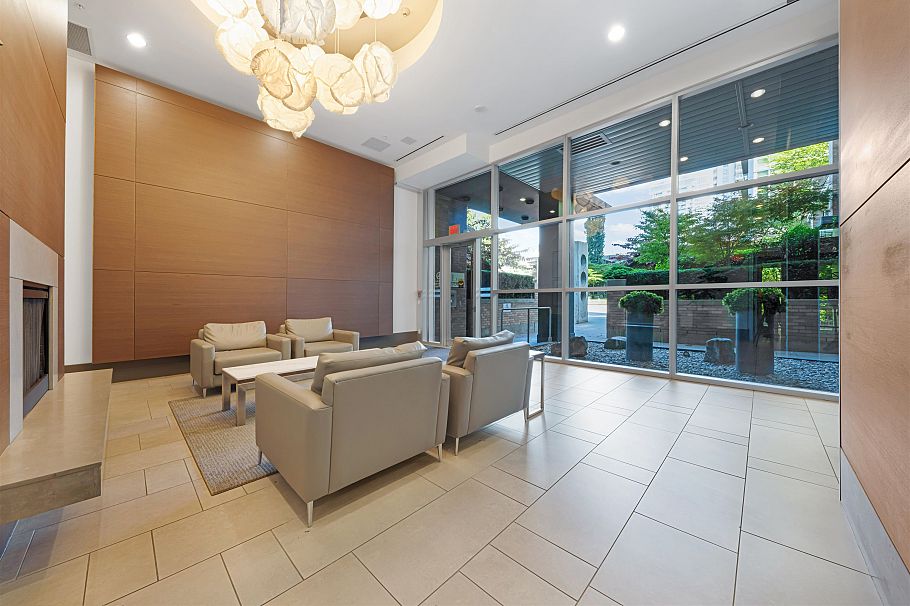 1304 1320 Chesterfield Avenue North Vancouver, BC - 22