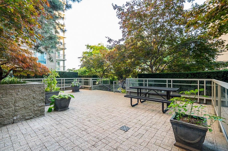 603 1318 Homer Street Vancouver, BC - 32