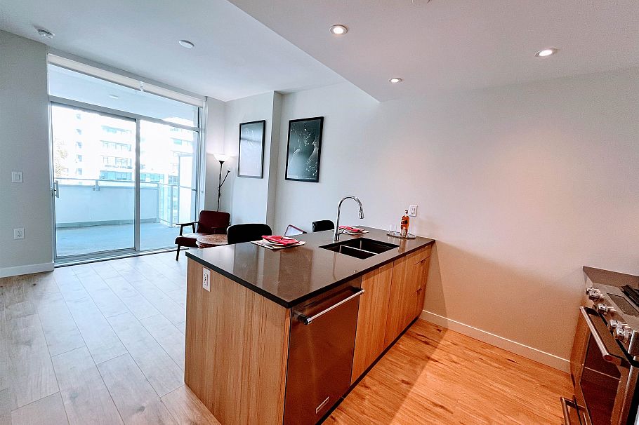 1205 3430 E Kent Avenue South Vancouver, BC - 6