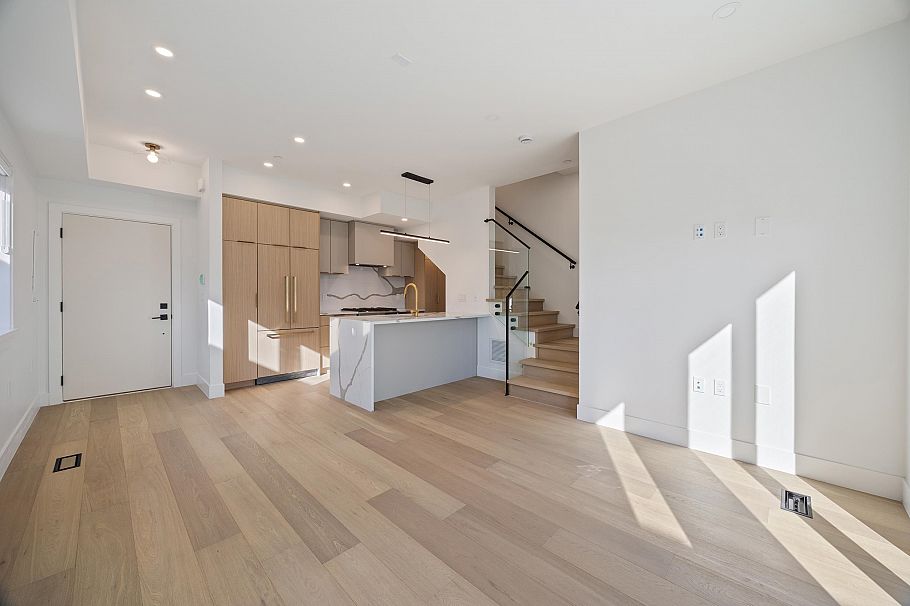 3 550 Kaslo Street Vancouver, BC - 6