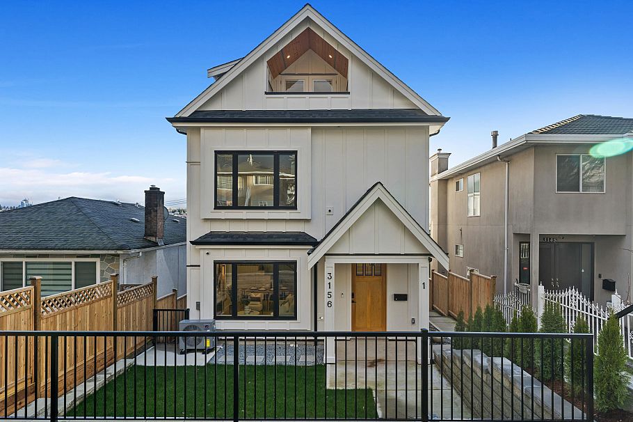 3156-1 E 8th Avenue Vancouver, BC - 1