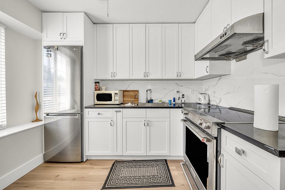 1089 E King Edward Avenue Vancouver, BC - 24