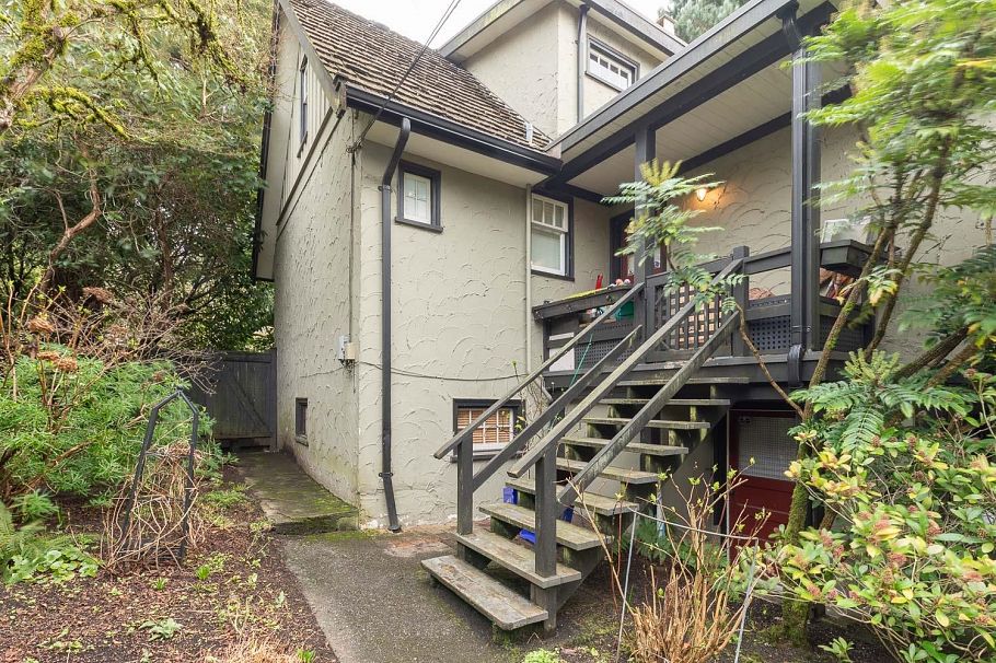 6137 Mccleery Street Vancouver, BC - 37