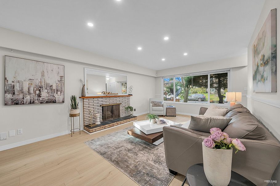 1362 E 60th Avenue Vancouver, BC - 4