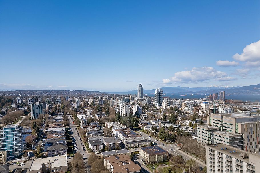 406 888 W 13th Avenue Vancouver, BC - 8