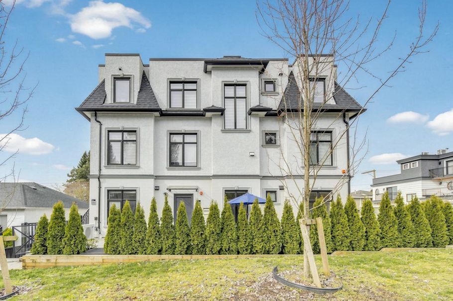 7709 Granville Street Vancouver, BC - 1