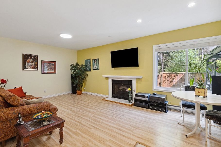 1501 Ostler Court North Vancouver, BC - 33