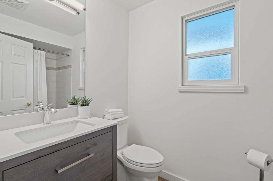 2685 Byron Road North Vancouver, BC - 19