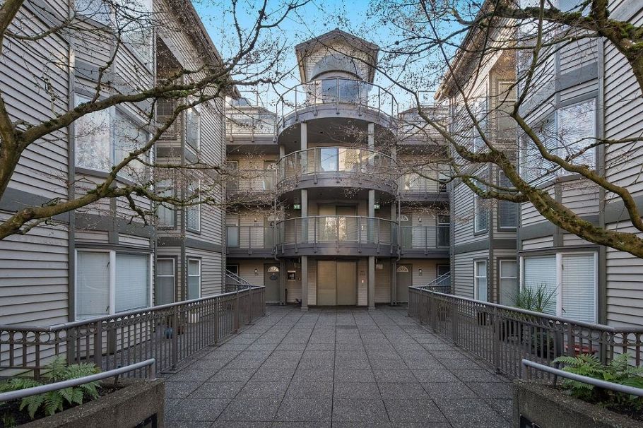 404 888 W 13th Avenue Vancouver, BC - 31