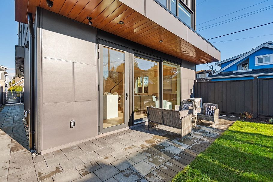 2 3620 W 20th Avenue Vancouver, BC - 4